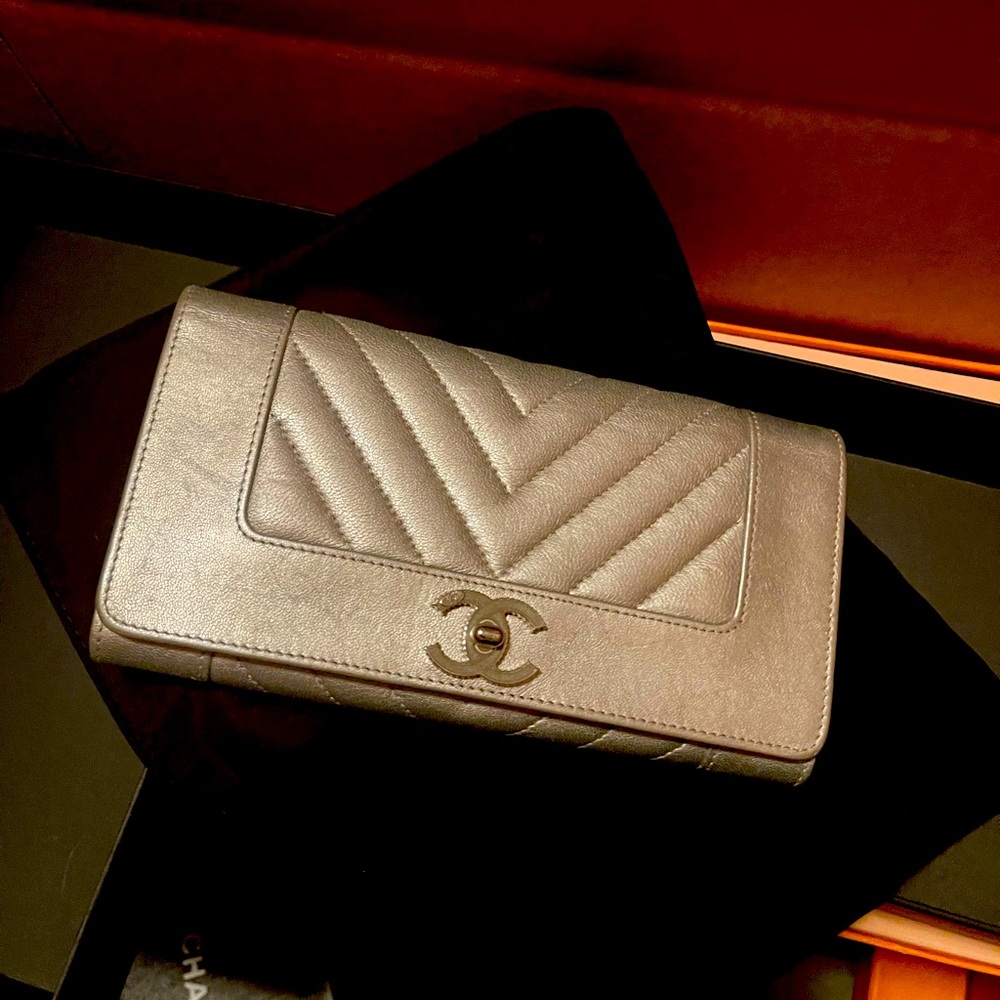 Silver Lambskin Chevron Long Flap Chanel Big Wallet